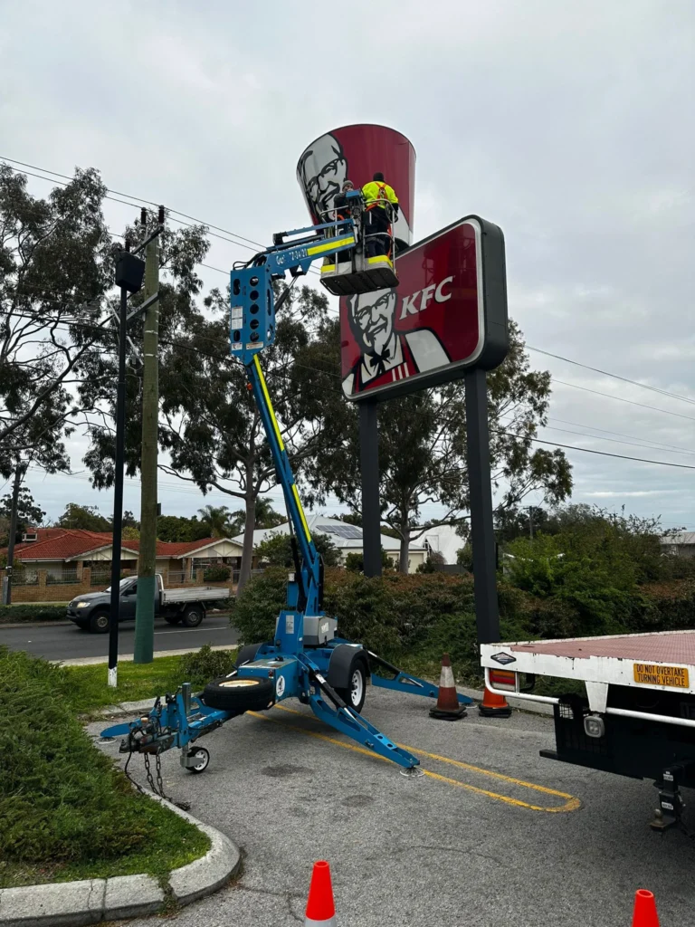 SIGNAGE MAINTENANCE